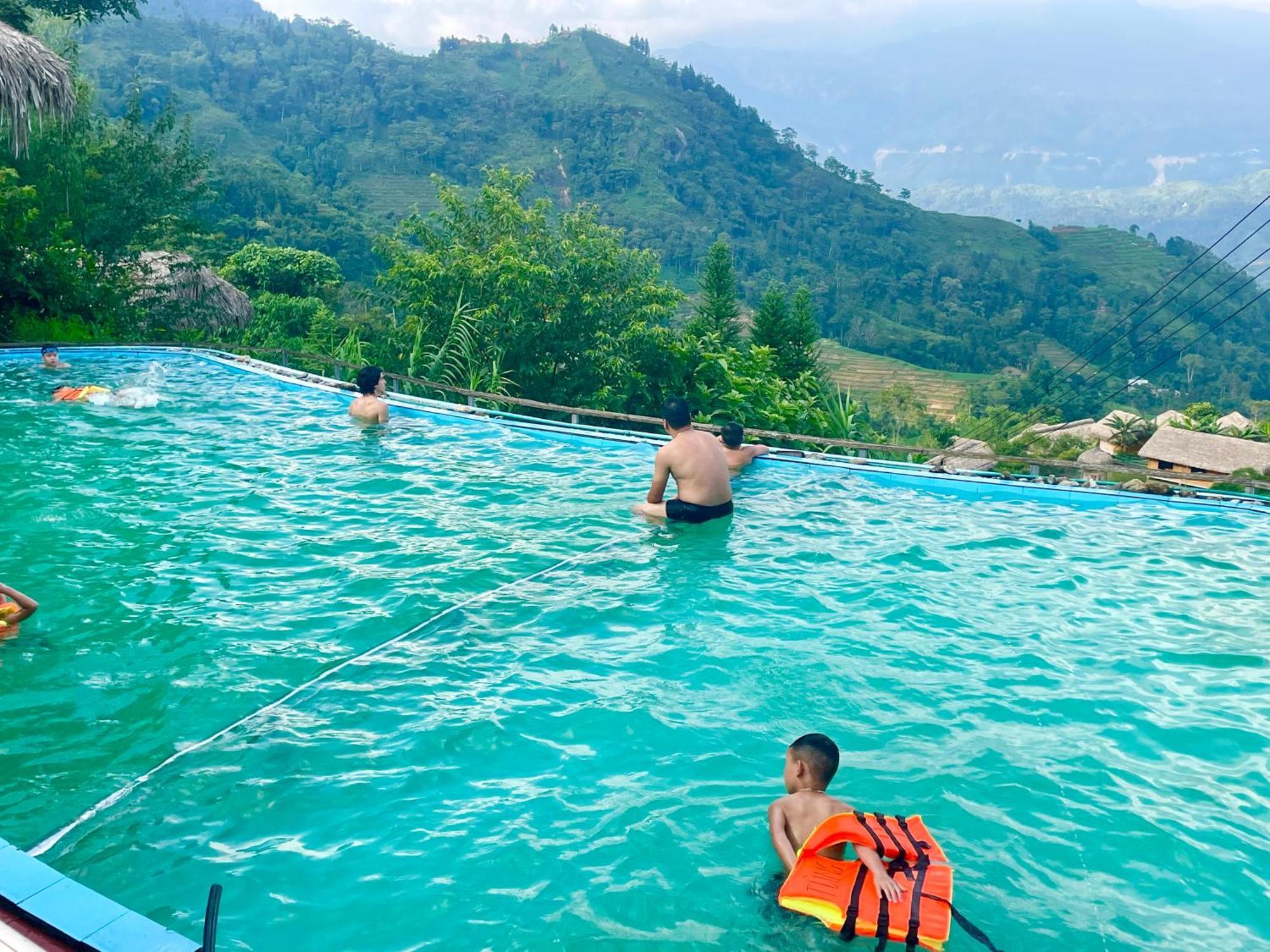 Dao Homestay Hoang Su Phi Exterior foto